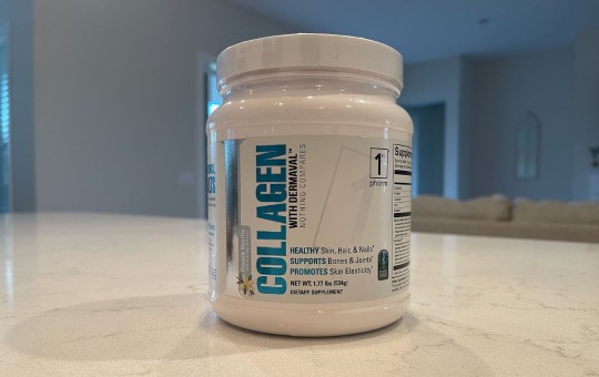 product - collagen with dermaval 1st phorm